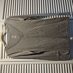 Women's Long Sleeve V-Nneck Shirt, Size M